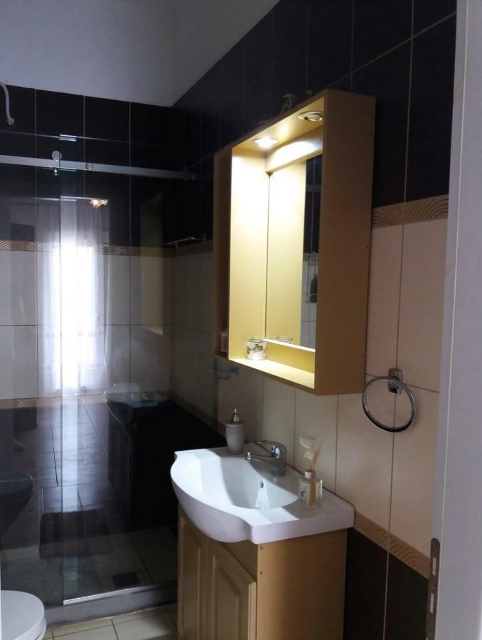 Lovely View Apartments ฮีมาเรอ ภายนอก รูปภาพ